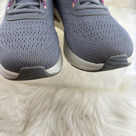 SKECHERS WOMAN SNEACKERS SIZE8.5 
RUNNING SHOES - Picture 7 of 10